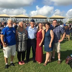 Meet your Posher, Dillon